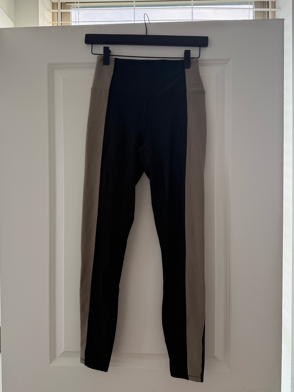 YPB Abercrombie Curve Love Legging
